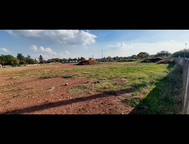 7,308M² VACANT LAND FOR SALE IN THREE RIVERS